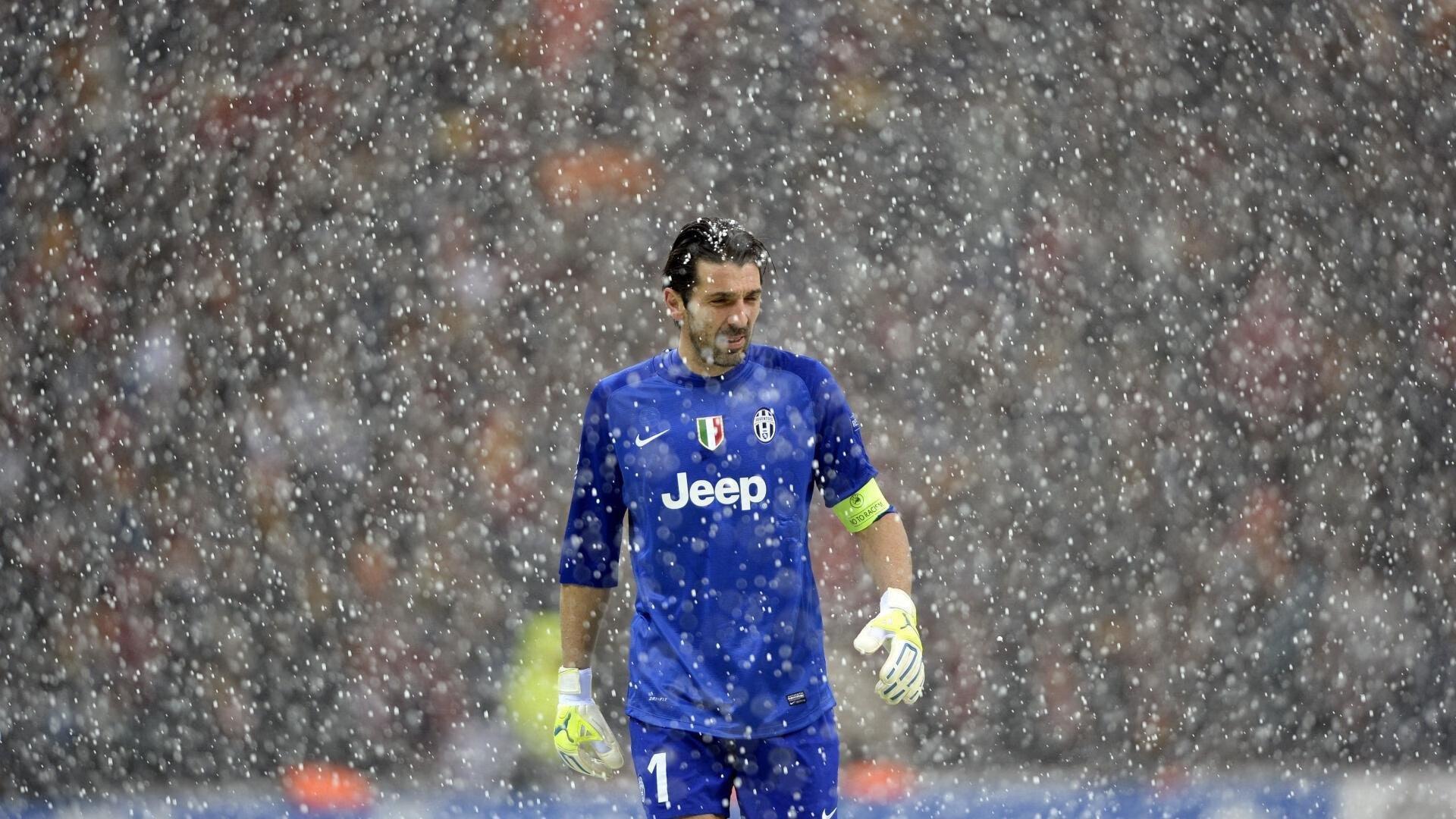 IFFHS年度最佳组织核心候选名单揭晓,德布劳内梅西领衔 J罗强势回归