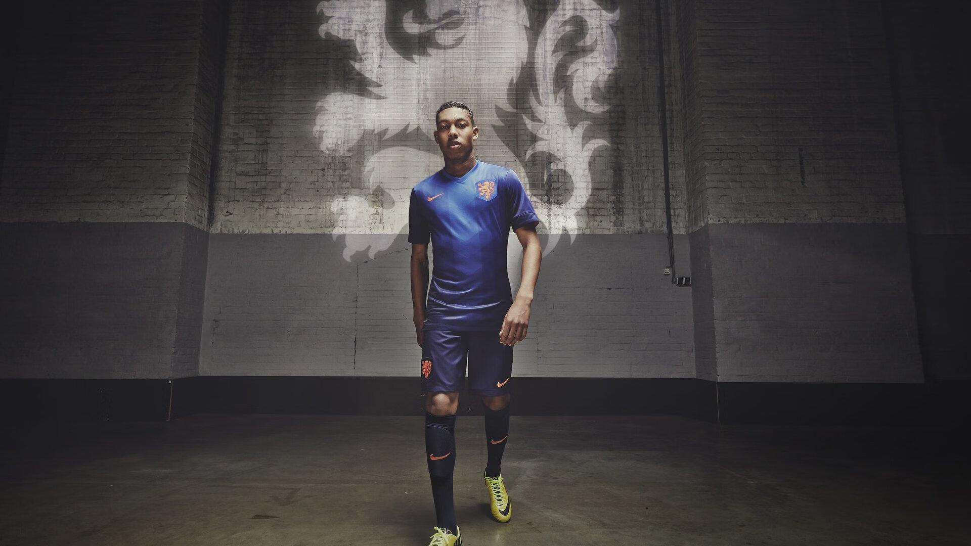 古稀之年执剑逐梦 七旬剑客瞄准世锦赛舞台