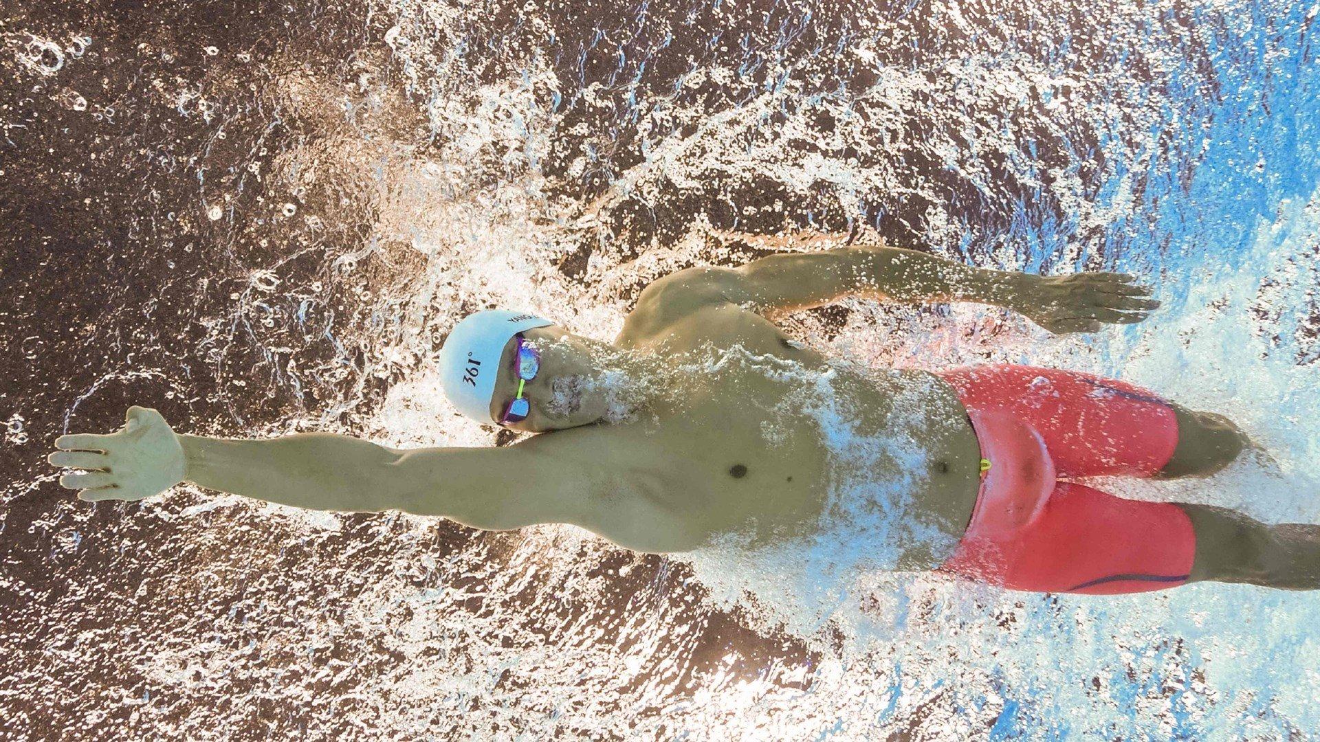 27投狂轰42分8助6板！男篮00后天才全面爆发引全球瞩目，NBA之路渐行渐近？